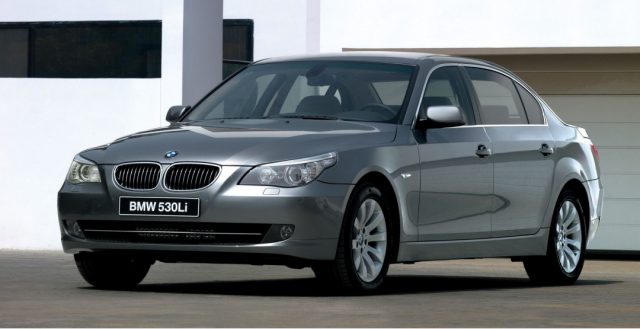 В Китае стартовала массовая отзывная компания от BMW
